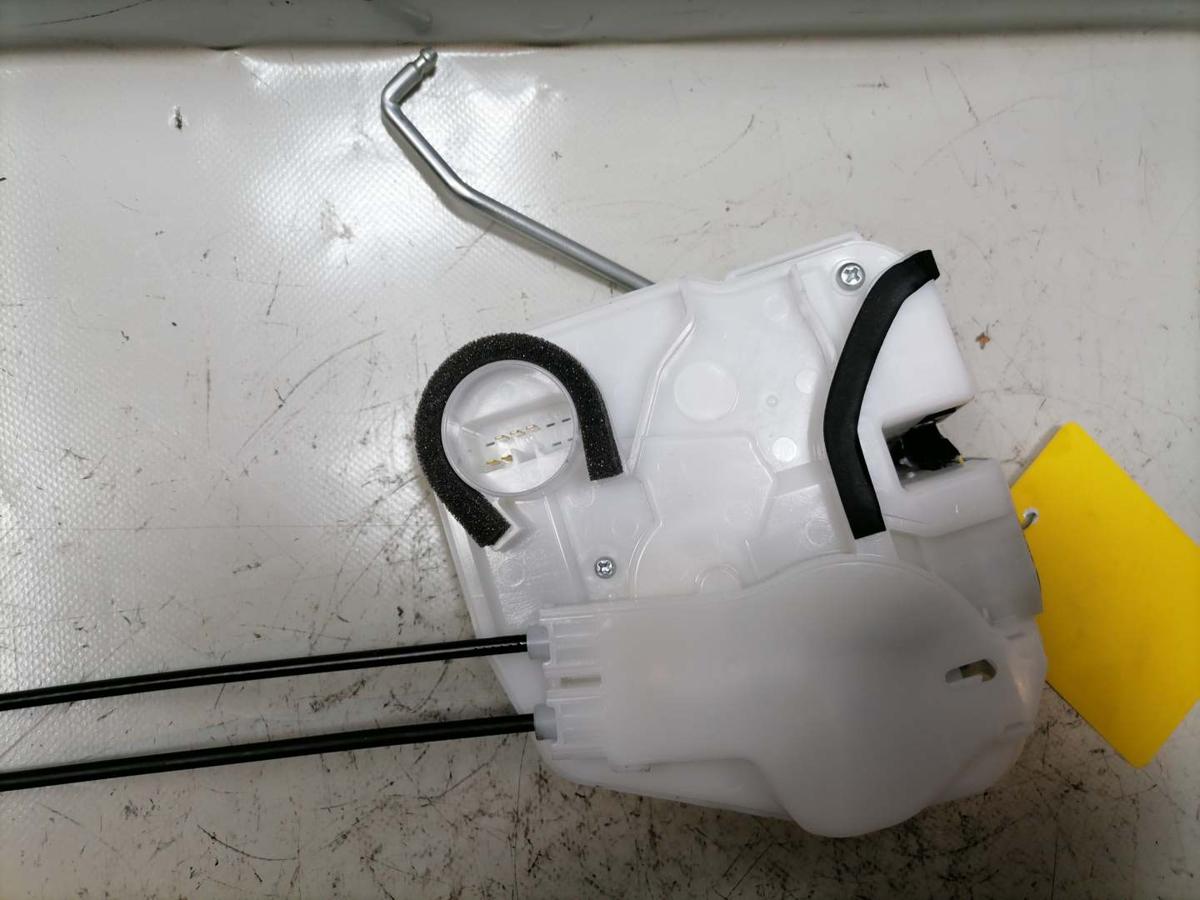 Mitsubishi Eclipse Cross original T&uuml;rschloss vorn rechts Bj.2023